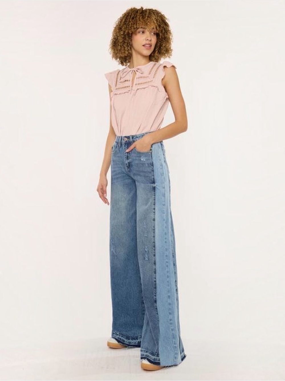 KanCan Clover High Rise Wide Leg Jeans Medium Wash Raw Hem Two-Tone 15/31 NWT